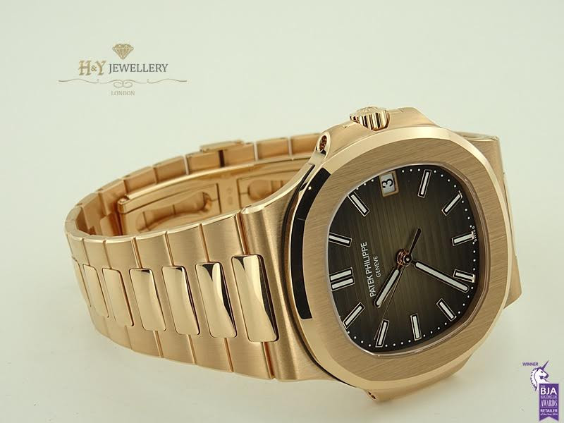 Patek Philippe Nautilus 5711/1R-001 Rose Gold