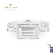 White gold Baguette Cut Diamond Ring Set with Brilliant Cut Diamonds - 1.76 ct