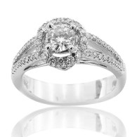 White Gold Engagement Ring With Brilliant Cut Diamonds